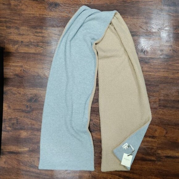 DONNI. Unisex Two-Tone Beige And Gray Soft Comfy Neck Warmer Scarf, NWT - Picture 7 of 14